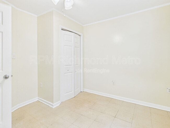 Building Photo - 923 N 20th St