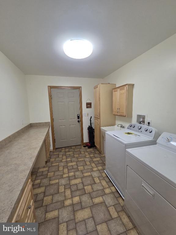 Building Photo - 6209 Stubbs Cove Ln