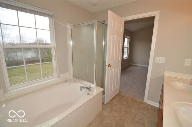 Building Photo - 11896 Esty Way