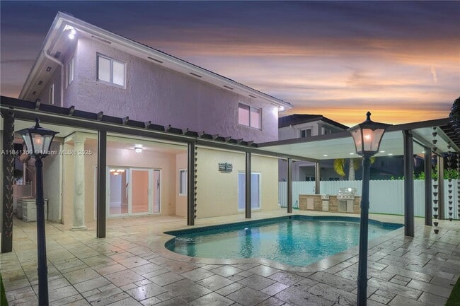 Building Photo - 2881 SW 145th Ct