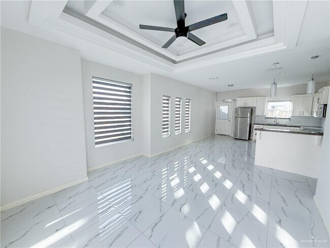 Building Photo - 17 Puffin Ave