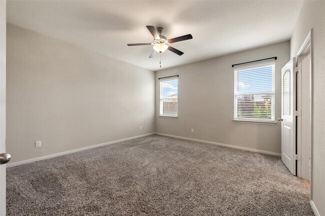 Building Photo - 817 Liberty Meadows Dr