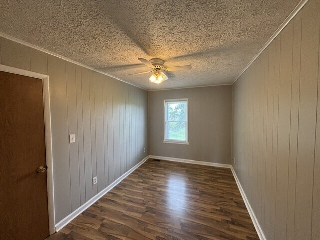 Building Photo - 3785 Sunnydale Rd