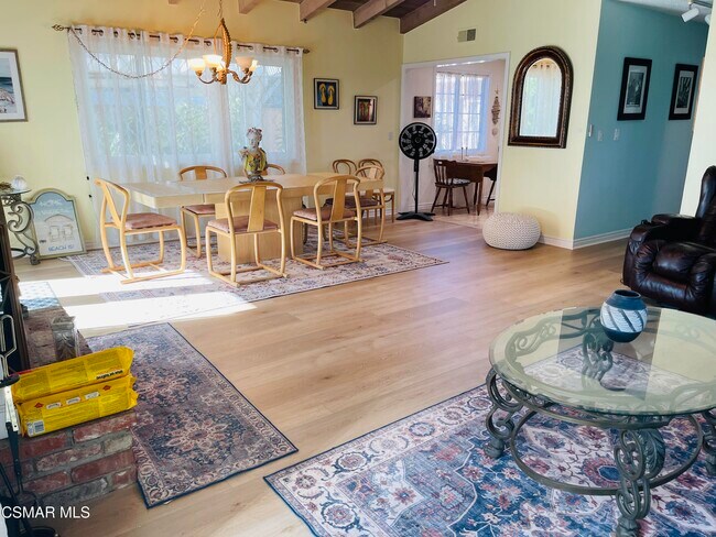 Building Photo - 5573 Calle Arena