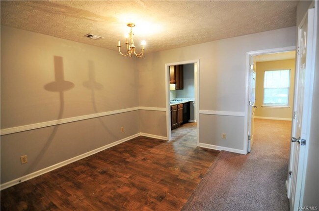 Building Photo - 169 E 6th St