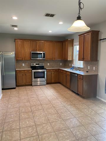 Building Photo - 3904 Ironstone Ln