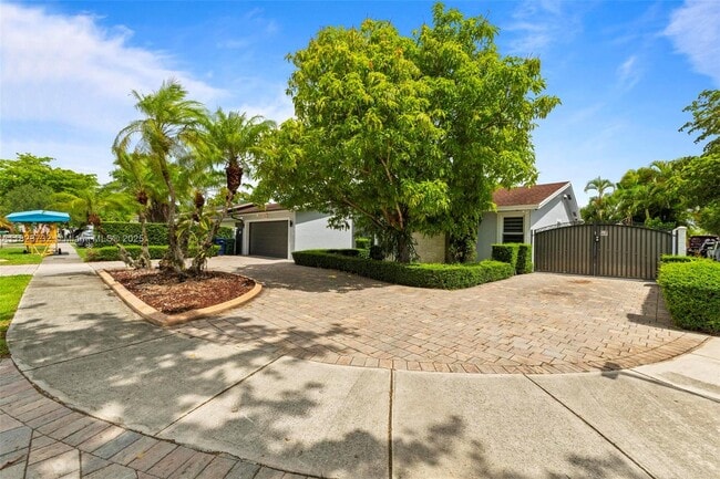Building Photo - 13425 SW 91st Terrace