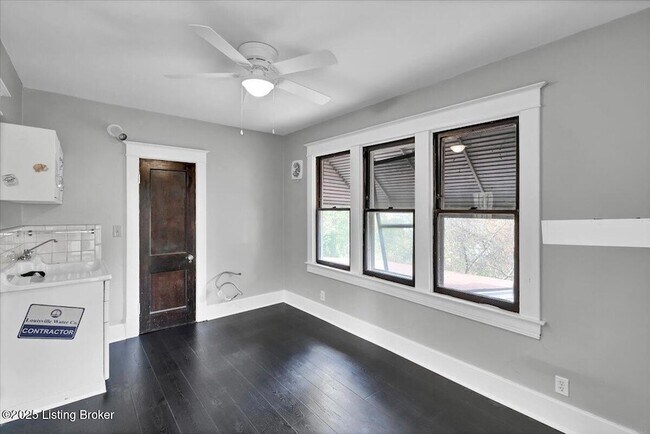 Building Photo - 2059 Alta Ave