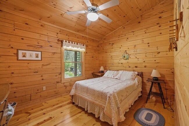 Building Photo - Peaceful Log Home Retreat – Long-Term Beck...