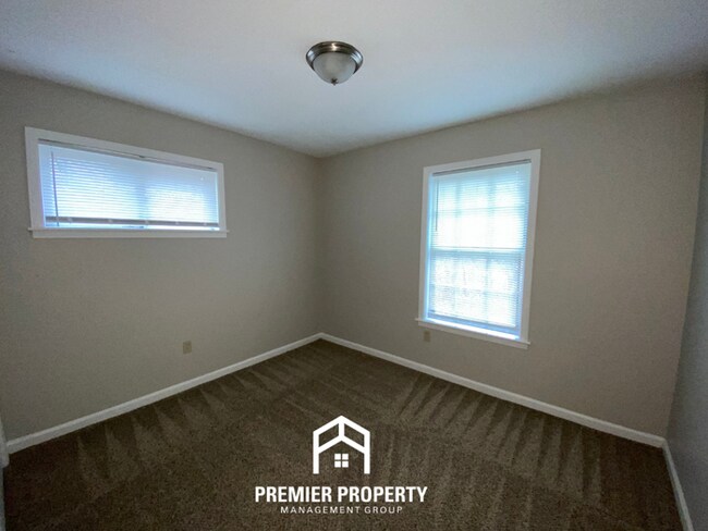 Building Photo - 4236 Trudy St