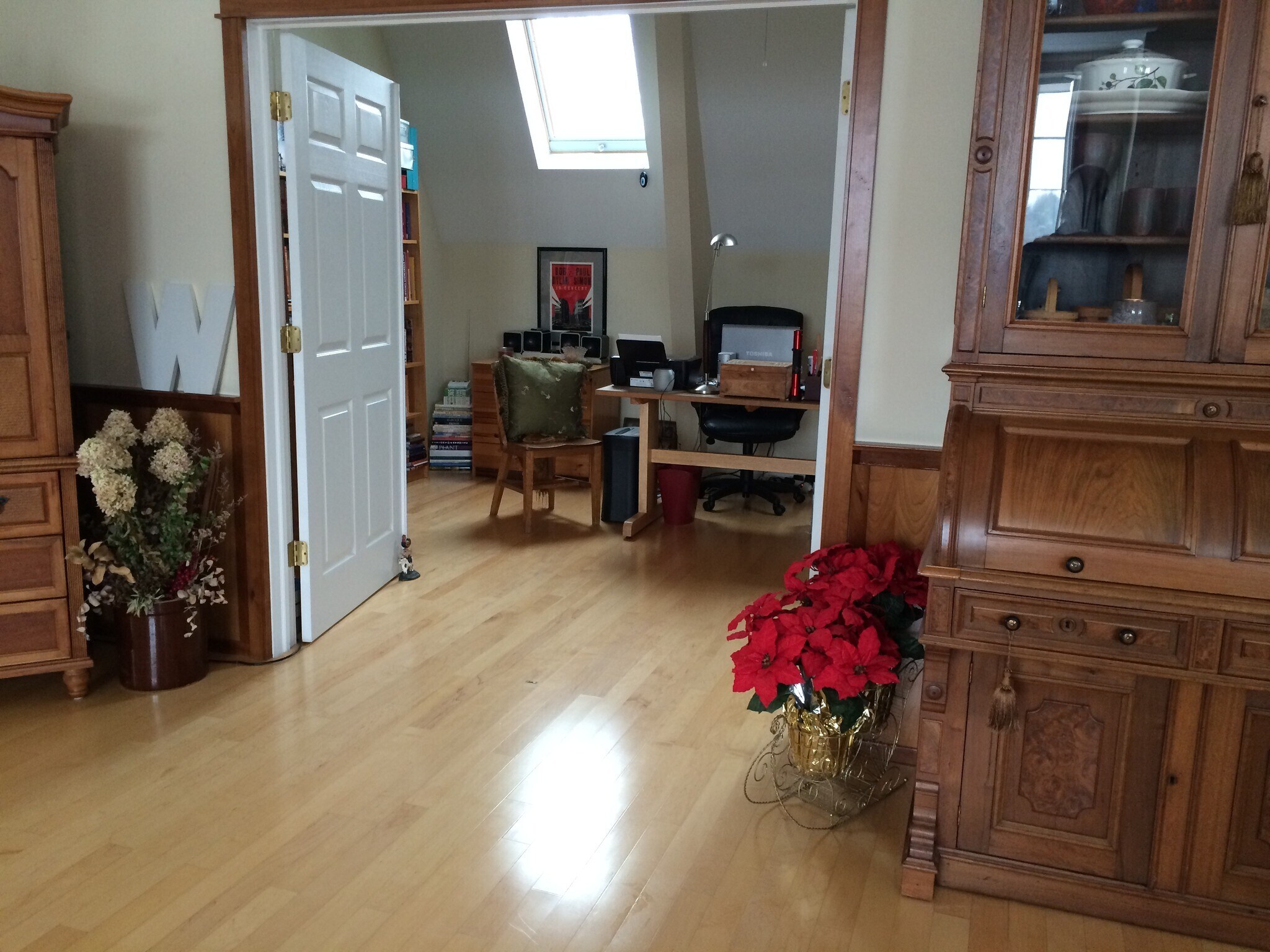 Building Photo - 369 Etna Rd