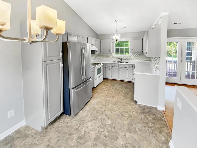 Building Photo - 9636 Waterwood Ct