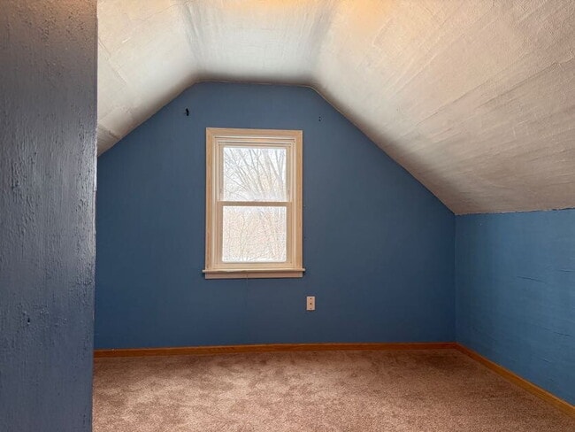 Building Photo - 57 N Terrace