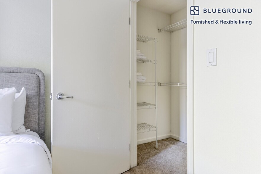 Building Photo - 754 The Alameda