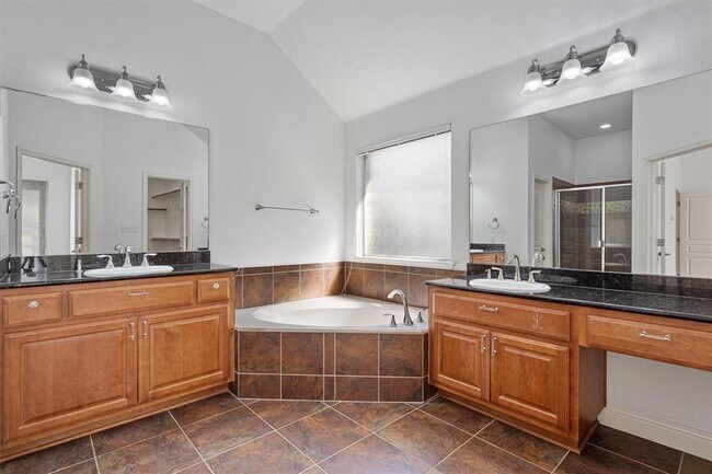 Building Photo - 151 Courtland Cir