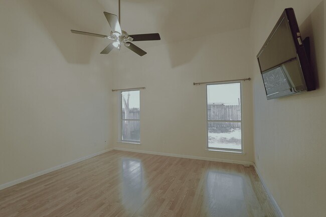 Building Photo - 3319 Painted Meadow Cir