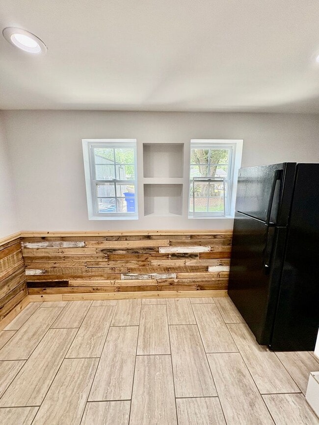 Building Photo - Charming One Bedroom ADU In The Heart Of W...
