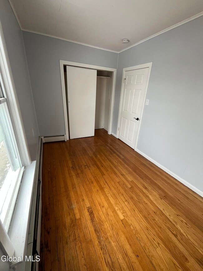 Building Photo - 715 Hudson Ave