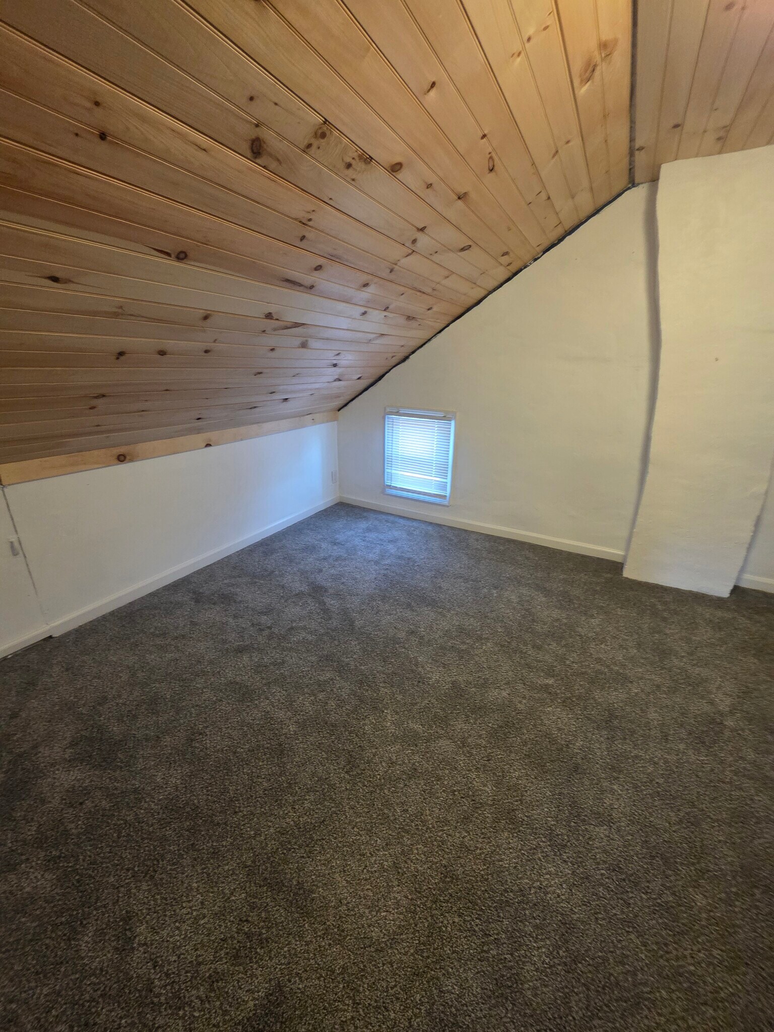 Building Photo - 6038 Old Hanover Rd