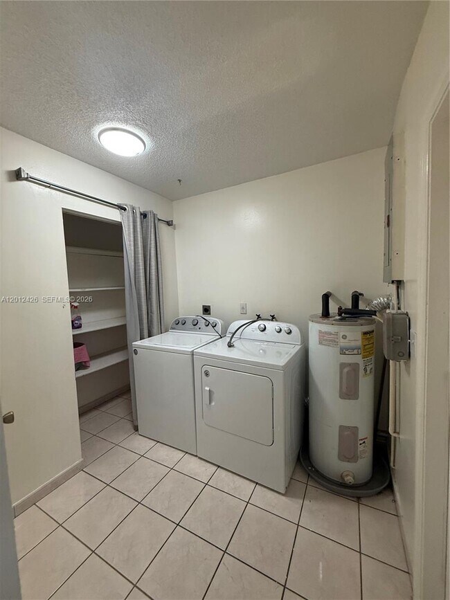 Building Photo - 30724 SW 154th Ct