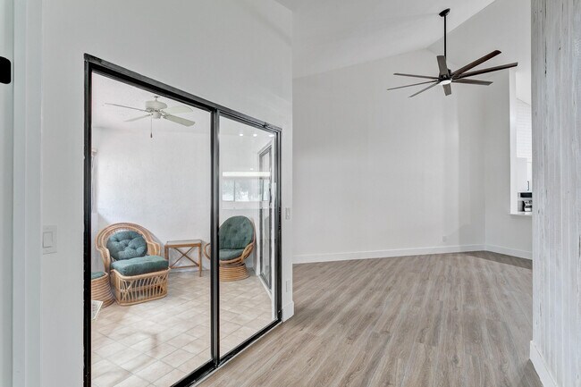 Building Photo - 205 Sea Oats Dr