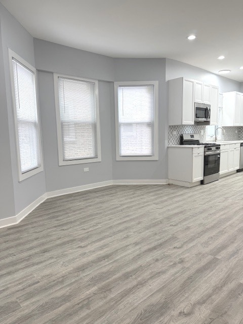 Building Photo - 2442 N Lawndale Ave