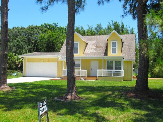 Building Photo - 5310 Palm Dr