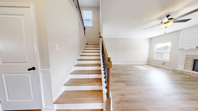 Building Photo - Large Home in The Preserve