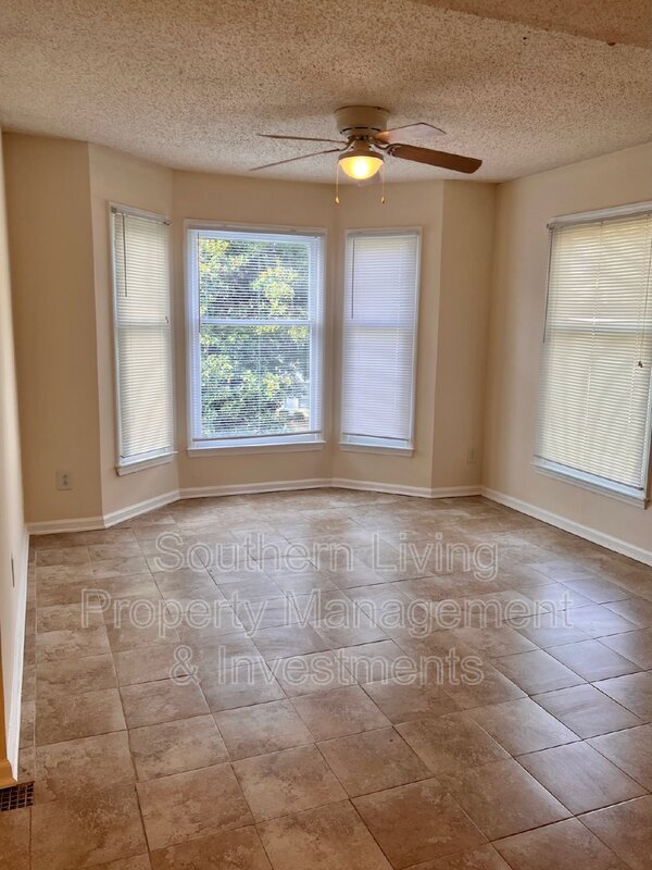 Building Photo - 7368 Rose Terrace Ct