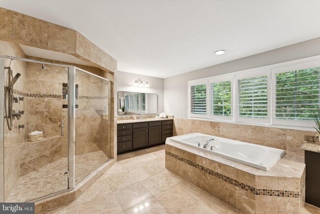 Building Photo - 7351 Nicole Marie Ct