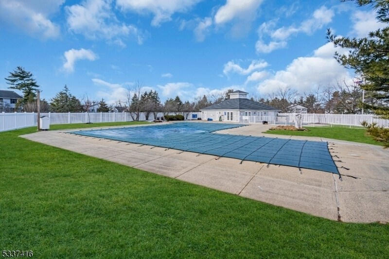 Building Photo - 349 Burdock Ct