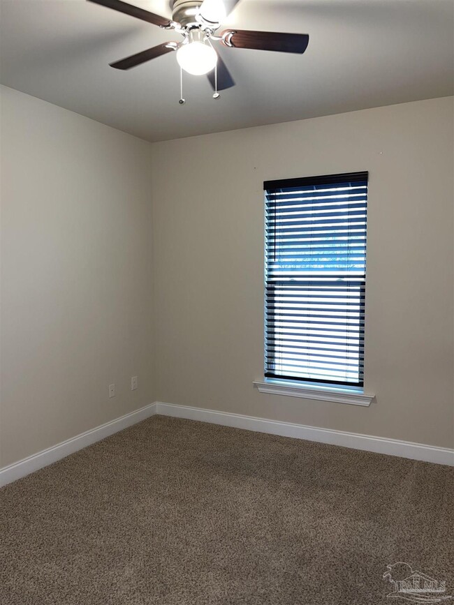 Building Photo - 4811 Spears St