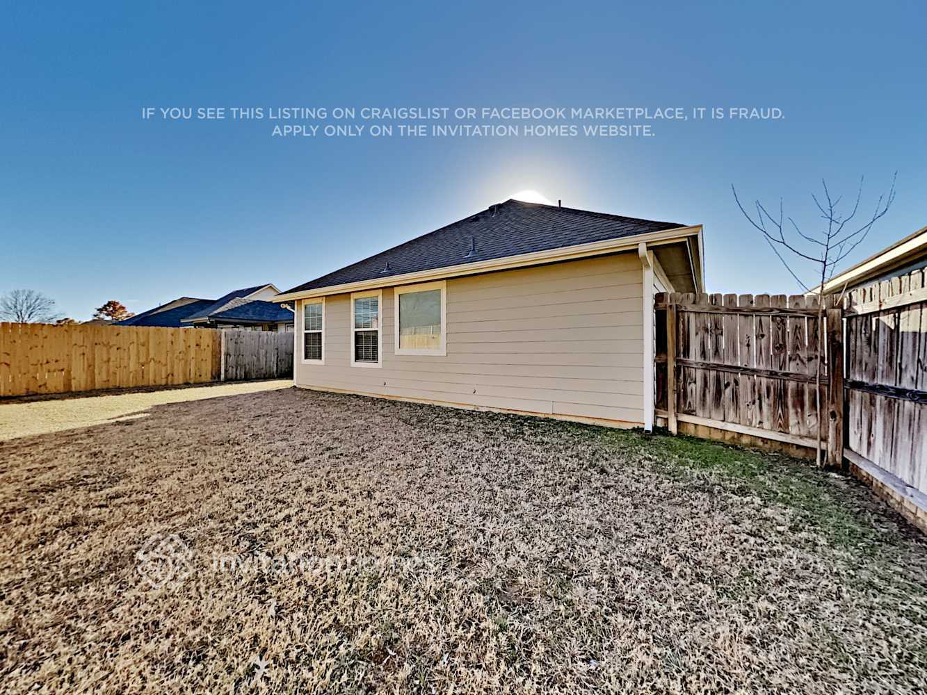 Building Photo - 2308 Arrowhead Dr