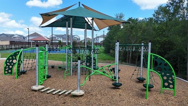 Building Photo - 2713 Paragon Fox Dr