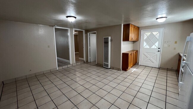 Building Photo - P15538