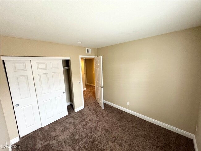 Building Photo - 2801 N Rainbow Blvd