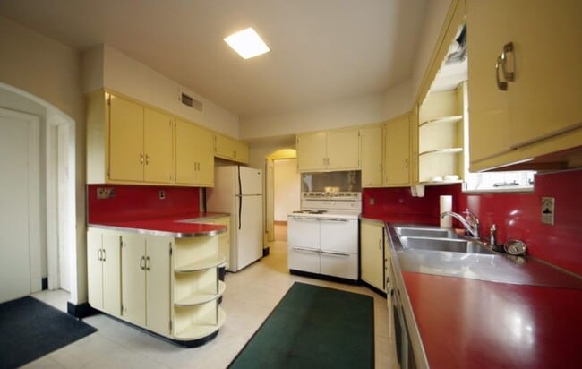 Building Photo - Patterson House