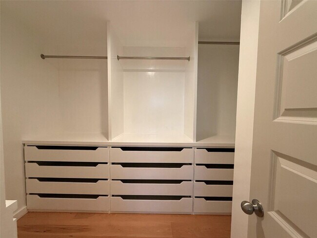 Building Photo - Spring Lane, Manvel, TX 77578 - 4 BR 2 BA single-family home