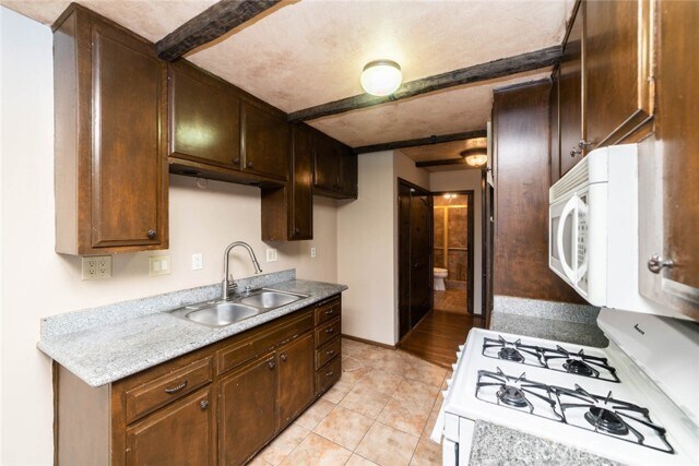 Building Photo - 1534 Buena Vista