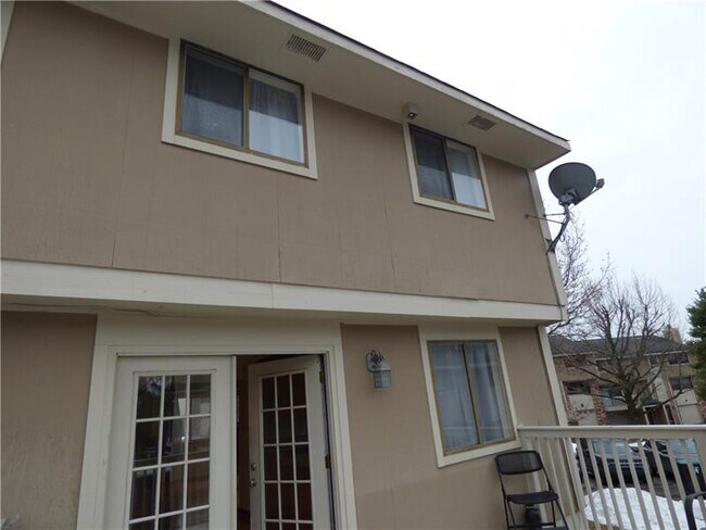 Building Photo - 794 Wheatland Cir