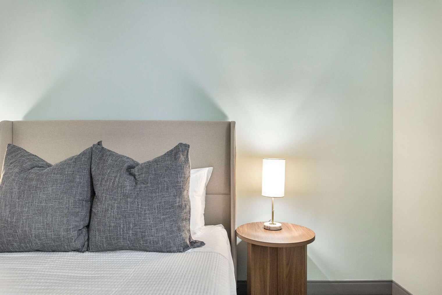 Building Photo - 781 Spring St