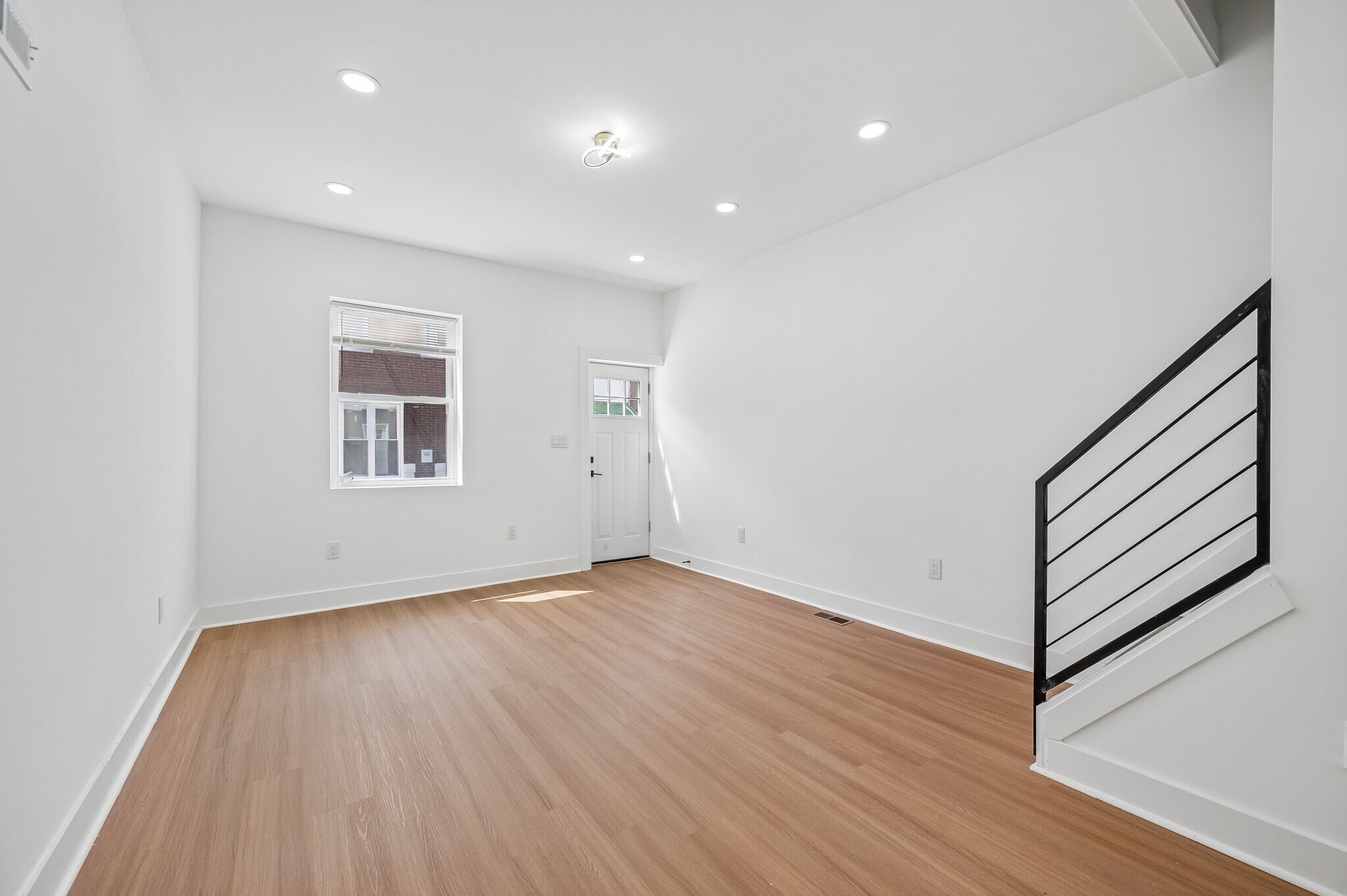 Building Photo - 2125 N Marston St