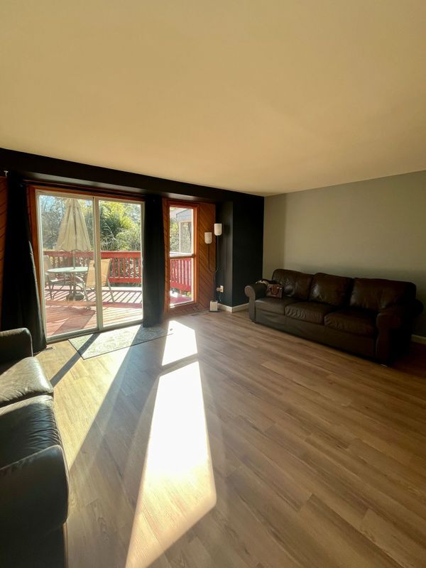 Building Photo - 5352 Fallriver Row Ct