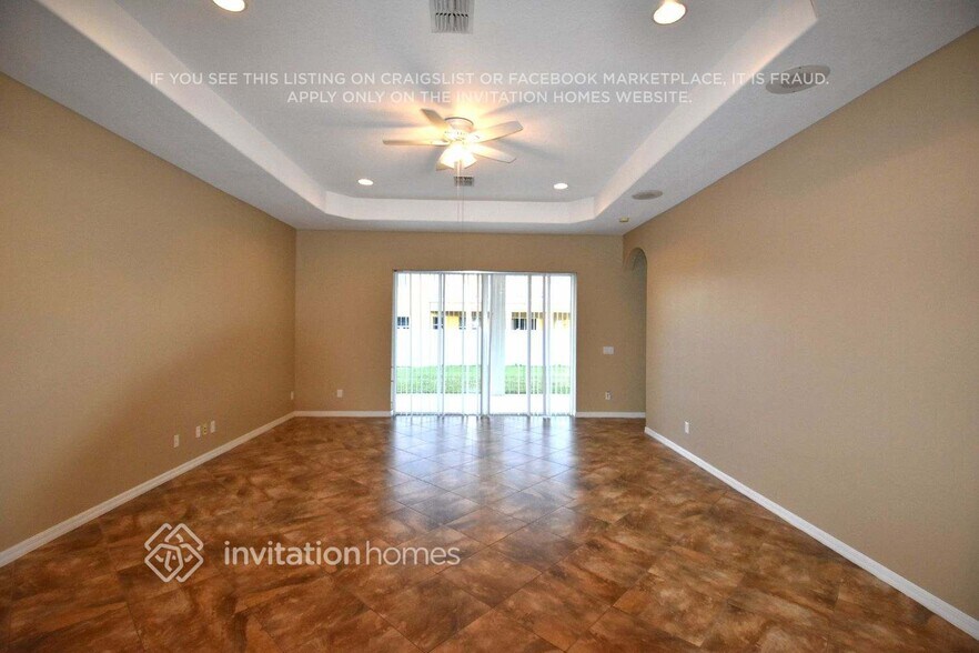 Building Photo - 20018 Oakflower Ave