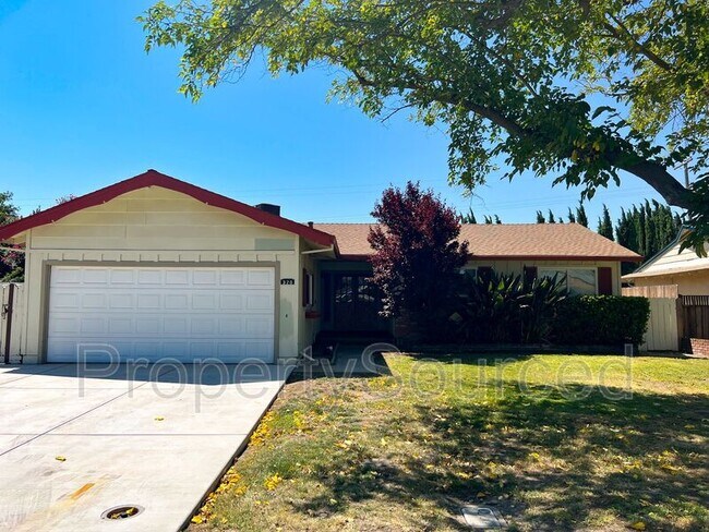 Primary Photo - 320 E Granada Way