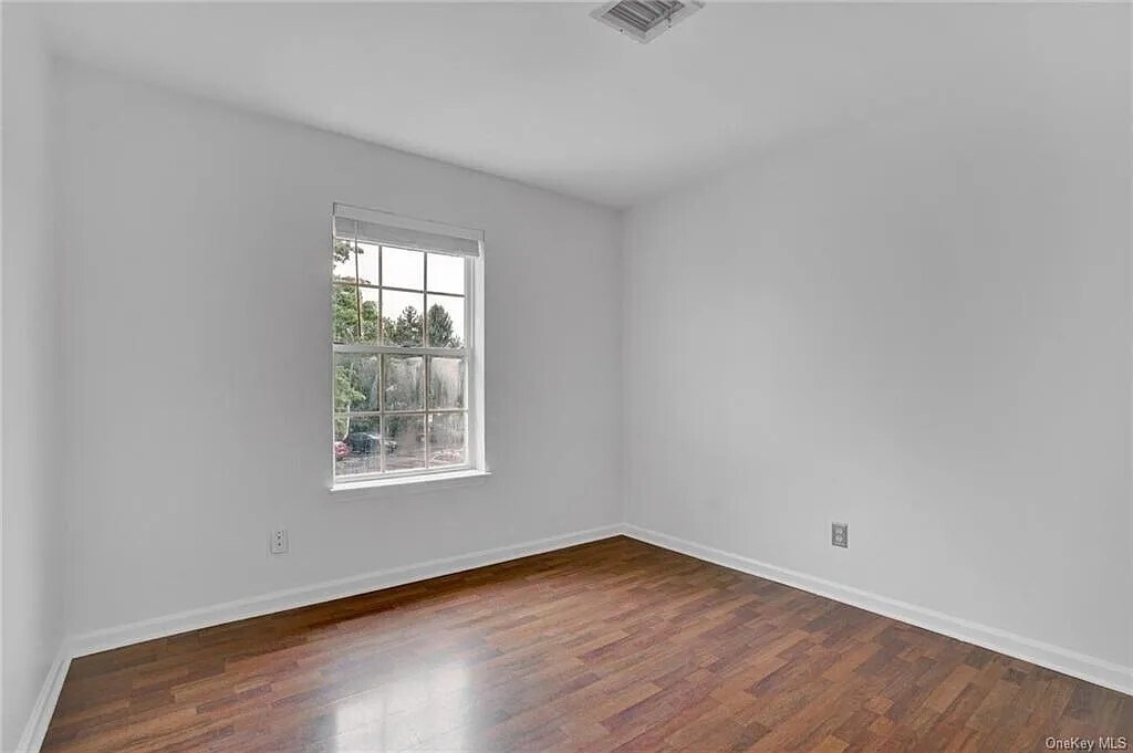Building Photo - 1132 Washington Grn