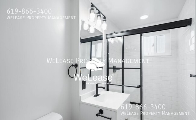 Building Photo - Bright & Spacious Gem in the Heart of San ...