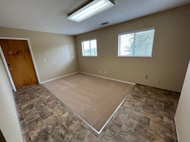 Building Photo - Rare opportunity to experience Country liv...
