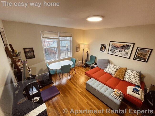 Building Photo - 402 Highland Ave