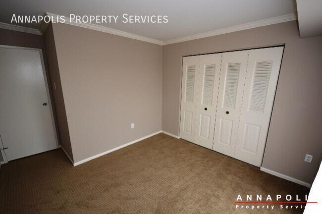 Building Photo - 2572 Riva Rd